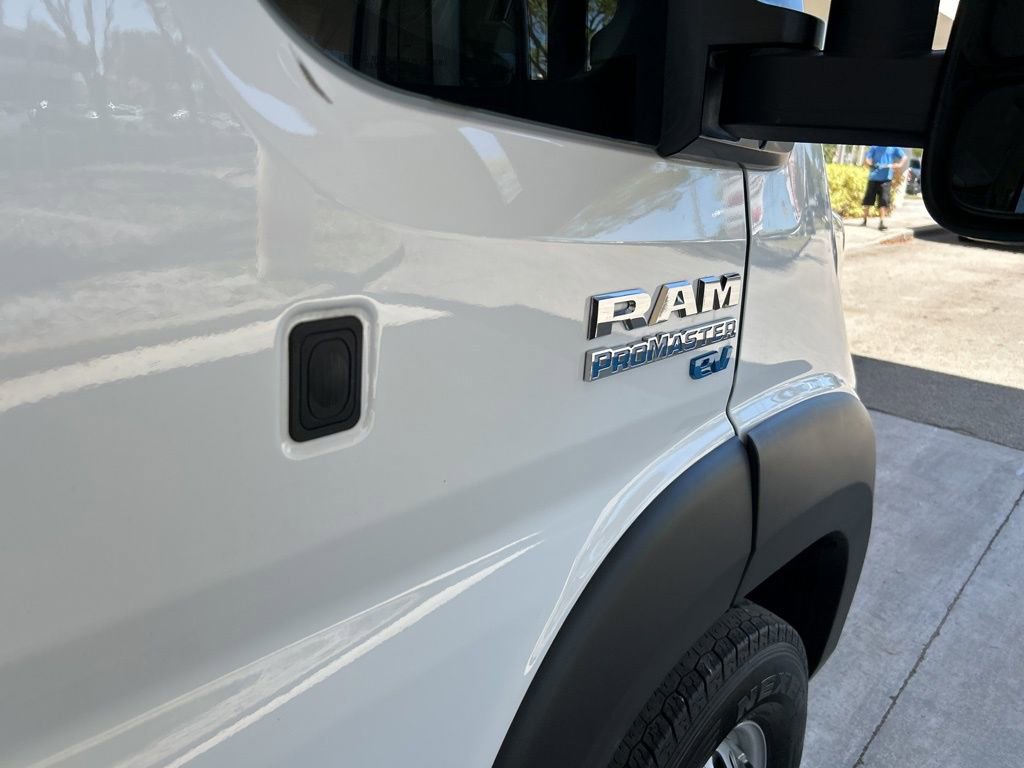 Used 2024 RAM ProMaster 3500 w/ Delivery Van Package image 17