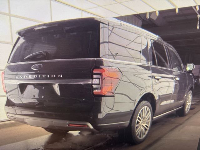 Used 2022 Ford Expedition Platinum image 17