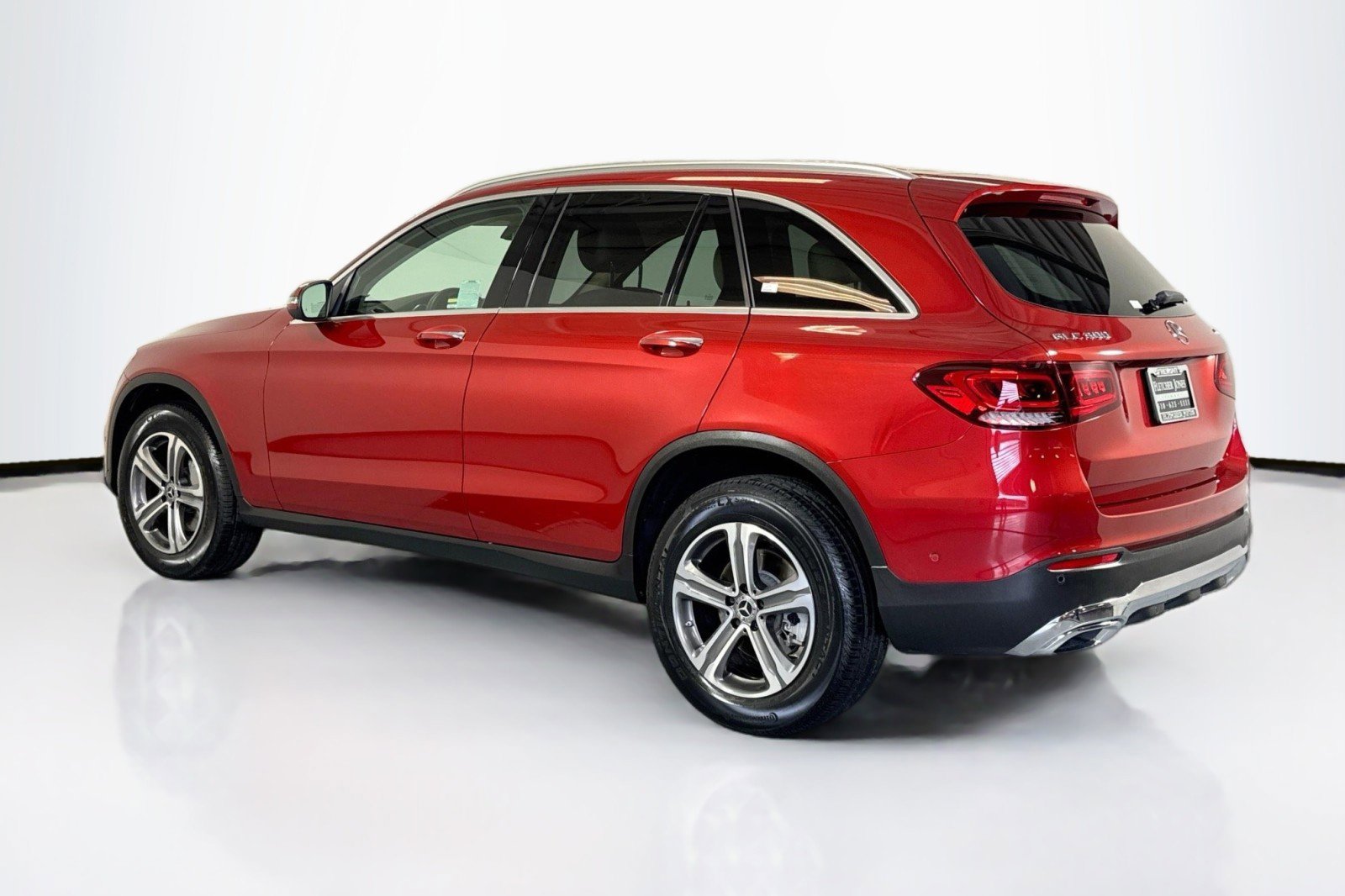 Used 2021 Mercedes-Benz GLC 300 4MATIC image 7