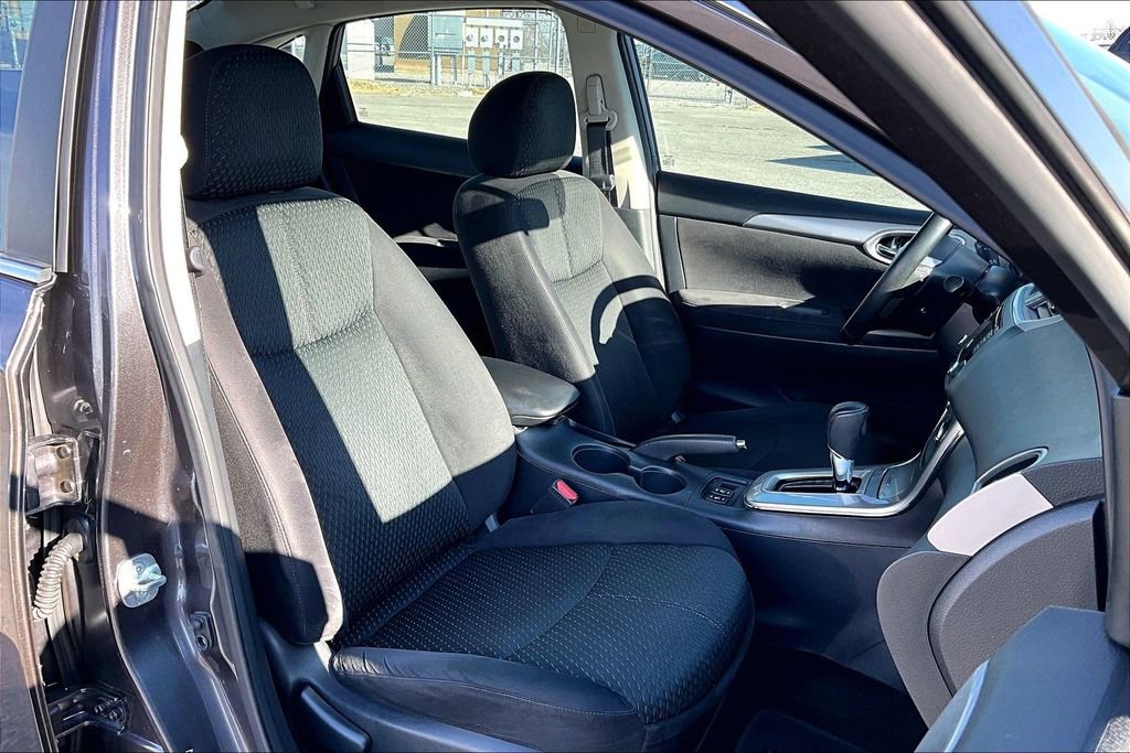 Used 2015 Nissan Sentra SR image 10