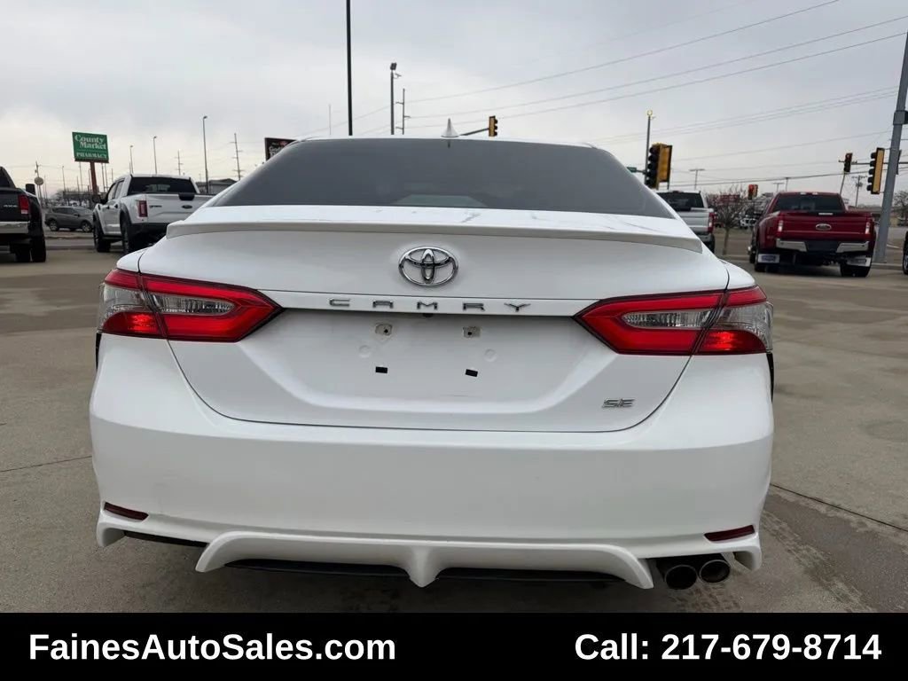 Used 2019 Toyota Camry SE image 16