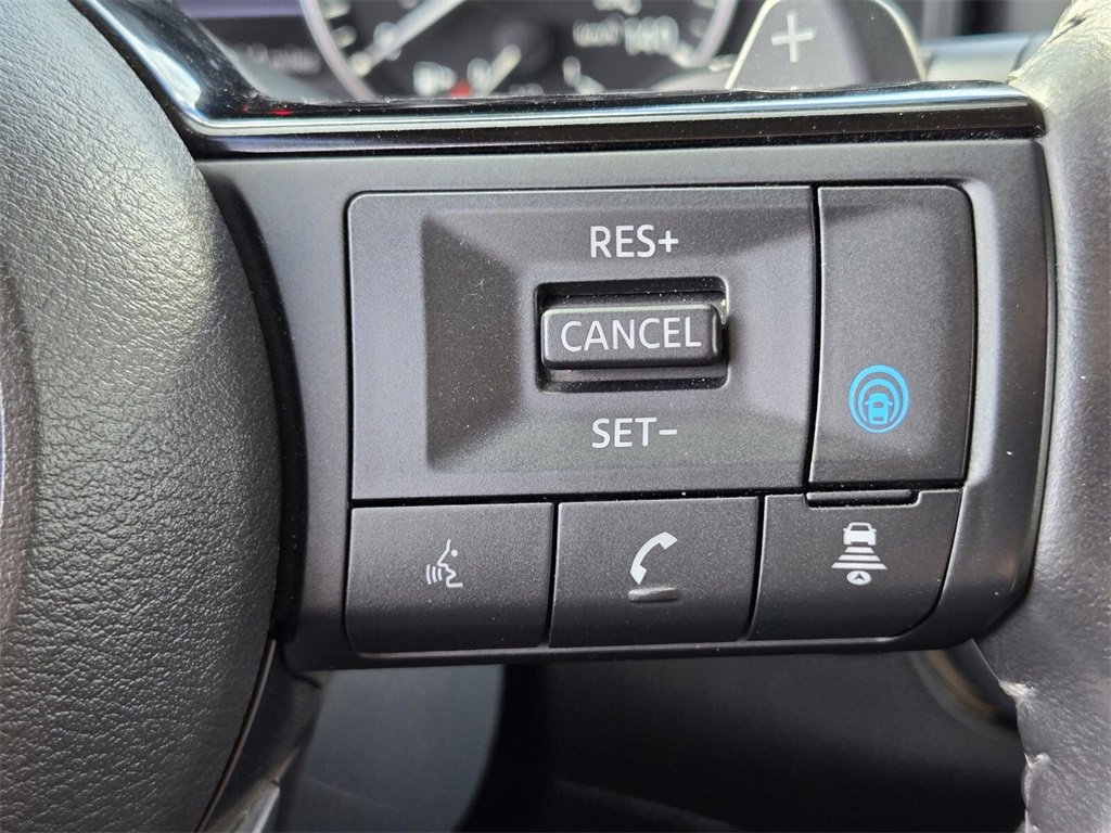 Used 2021 Nissan Rogue SV w/ Premium Package image 27