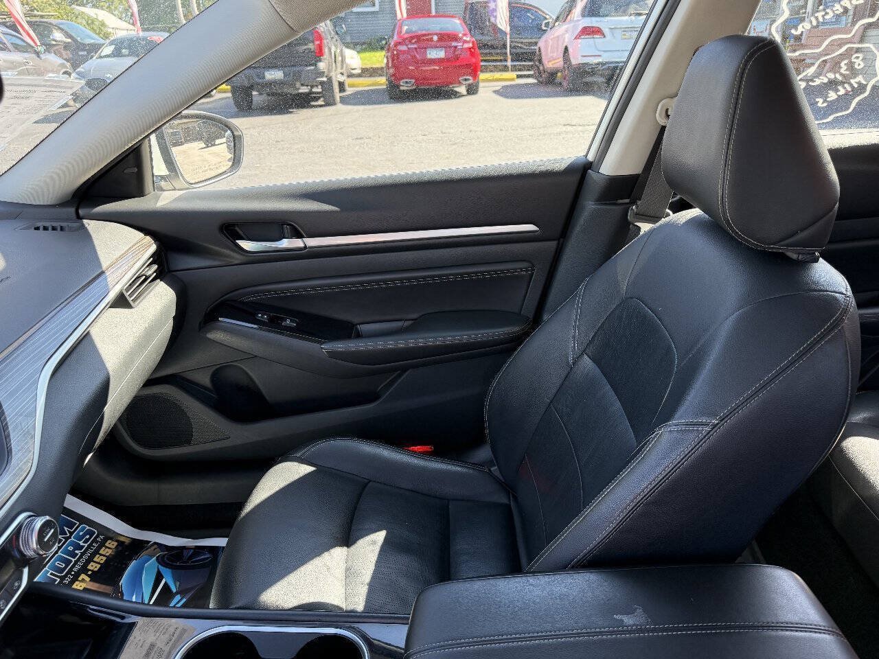 Used 2020 Nissan Altima 2.5 Platinum AWD/4WD image 11
