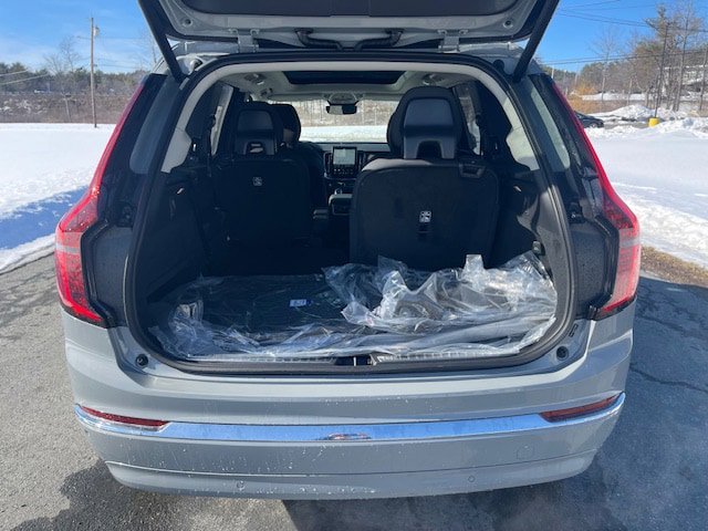 New 2026 Volvo XC90 B6 Plus w/ Protection Package image 7