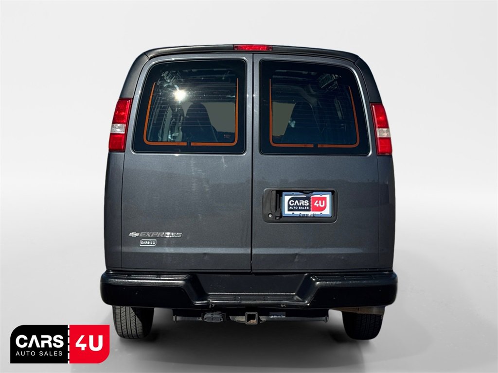 Used 2017 Chevrolet Express 2500 image 6