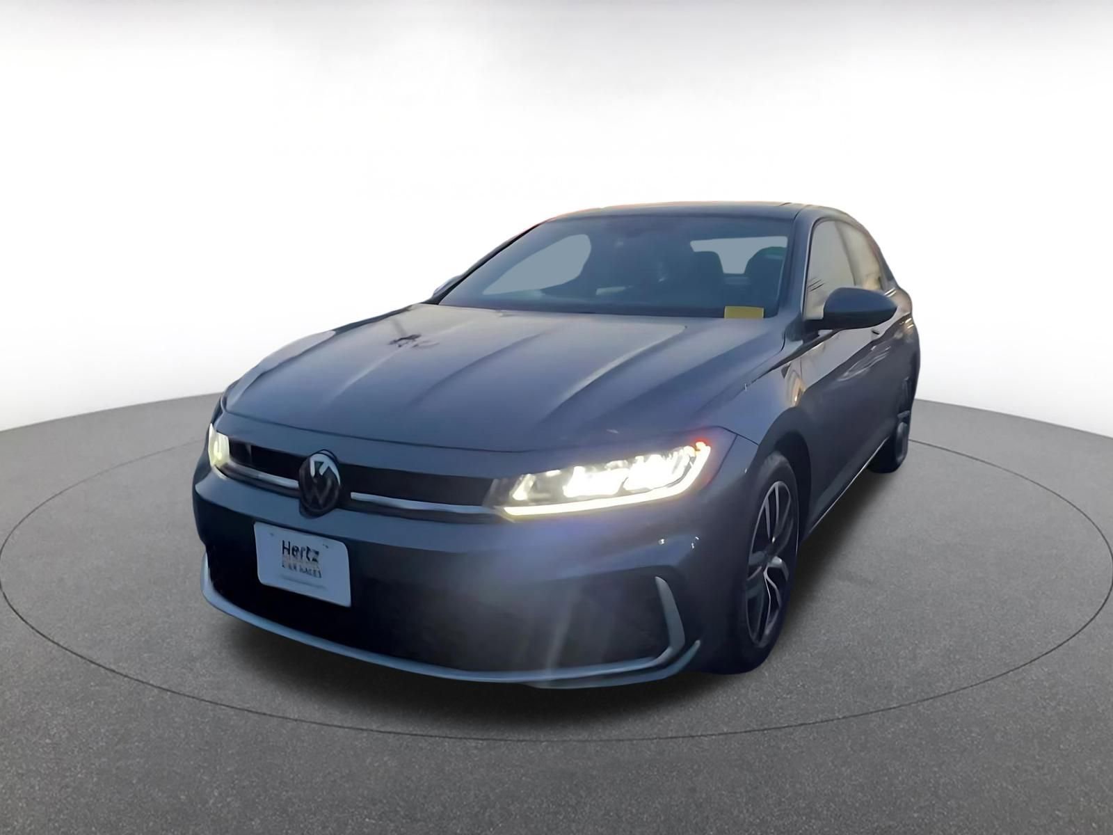 Used 2025 Volkswagen Jetta SE image 7