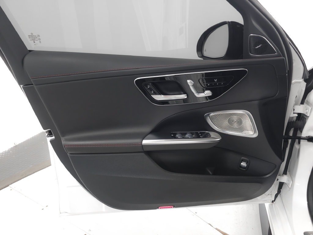 Used 2023 Mercedes-Benz C 43 AMG 4MATIC Sedan image 5
