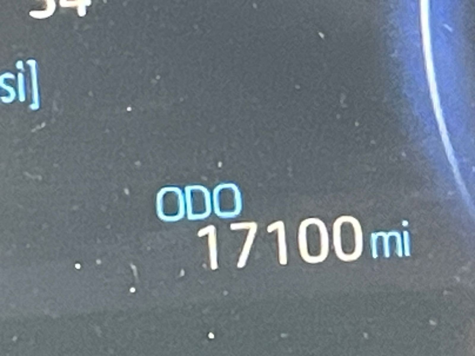 Used 2025 Toyota RAV4 LE image 39