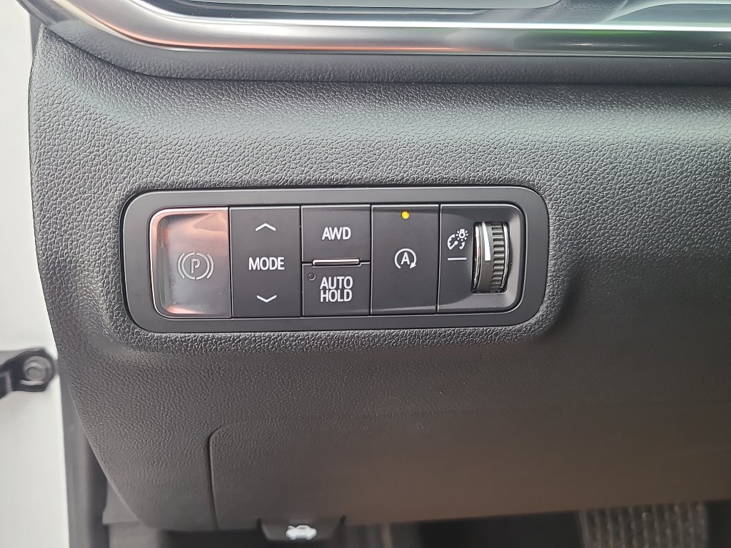 Used 2025 GMC Terrain Elevation AWD/4WD image 14