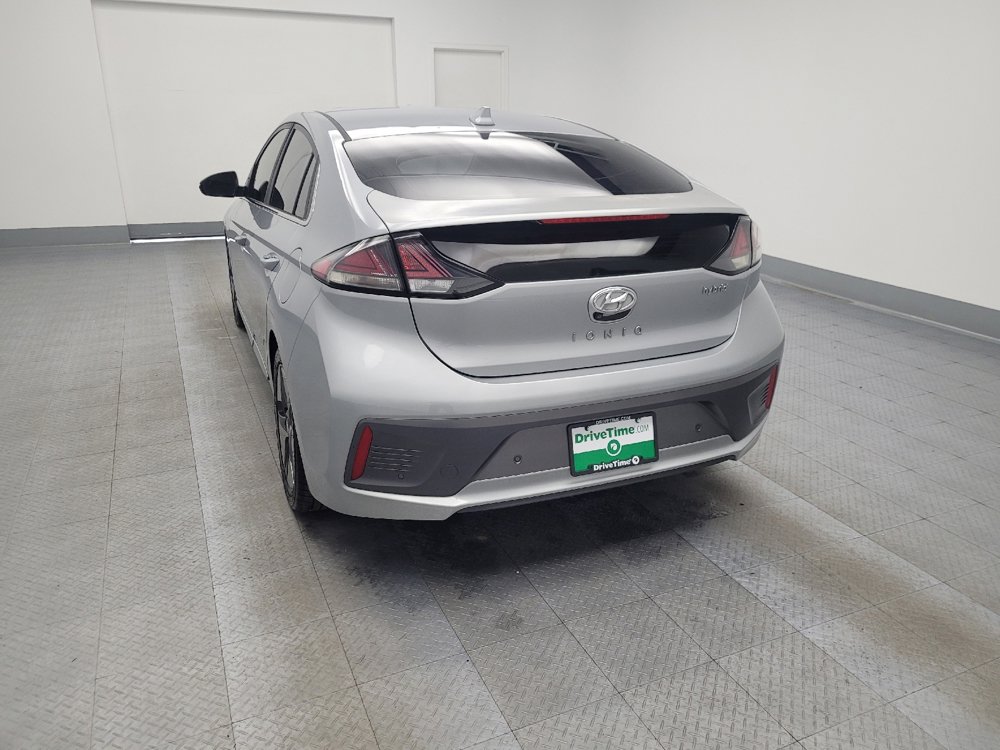 Used 2020 Hyundai Ioniq Limited image 6