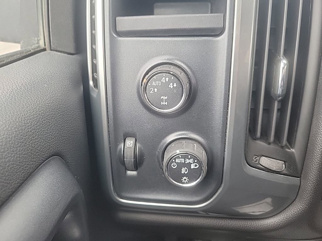 Used 2014 Chevrolet Silverado 1500 LT w/ LT Convenience Package image 10