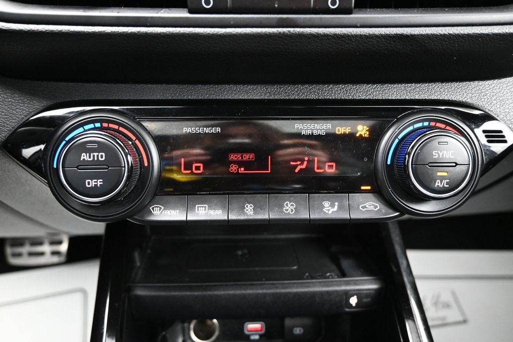 Used 2024 Kia Forte GT-Line w/ GT-Line Premium Package FWD image 19
