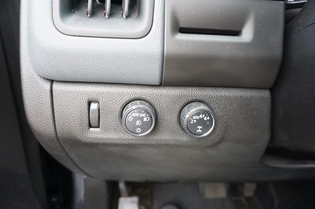 Used 2018 Chevrolet Colorado Z71 AWD/4WD image 4