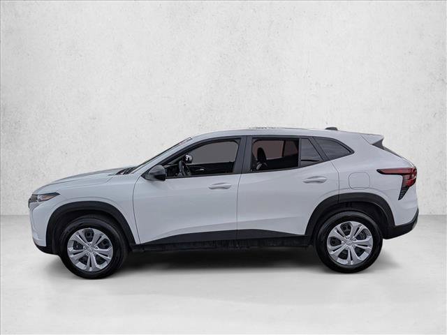 Used 2025 Chevrolet Trax LS image 9