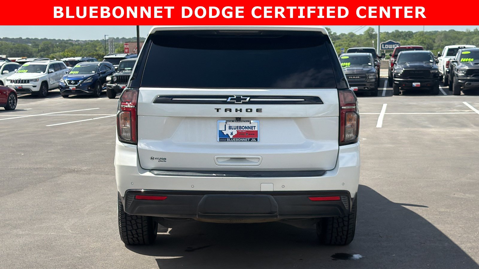 Used 2023 Chevrolet Tahoe Z71 w/ Z71 Off-Road Package AWD/4WD image 6