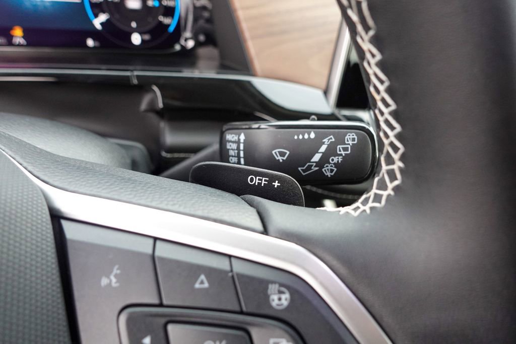 New 2026 Volkswagen Atlas SE image 18