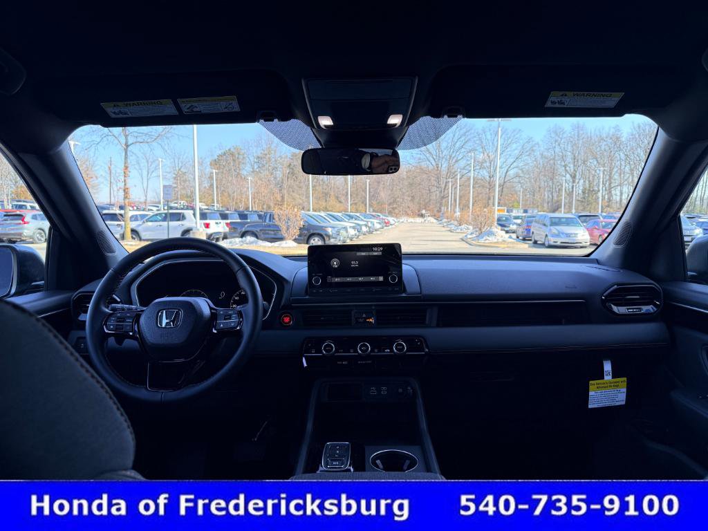 Certified 2025 Honda Pilot Sport image 43