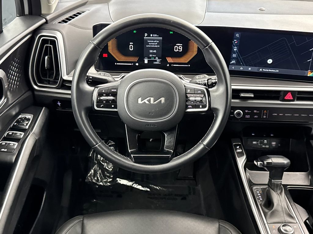 Used 2024 Kia Sorento S image 13