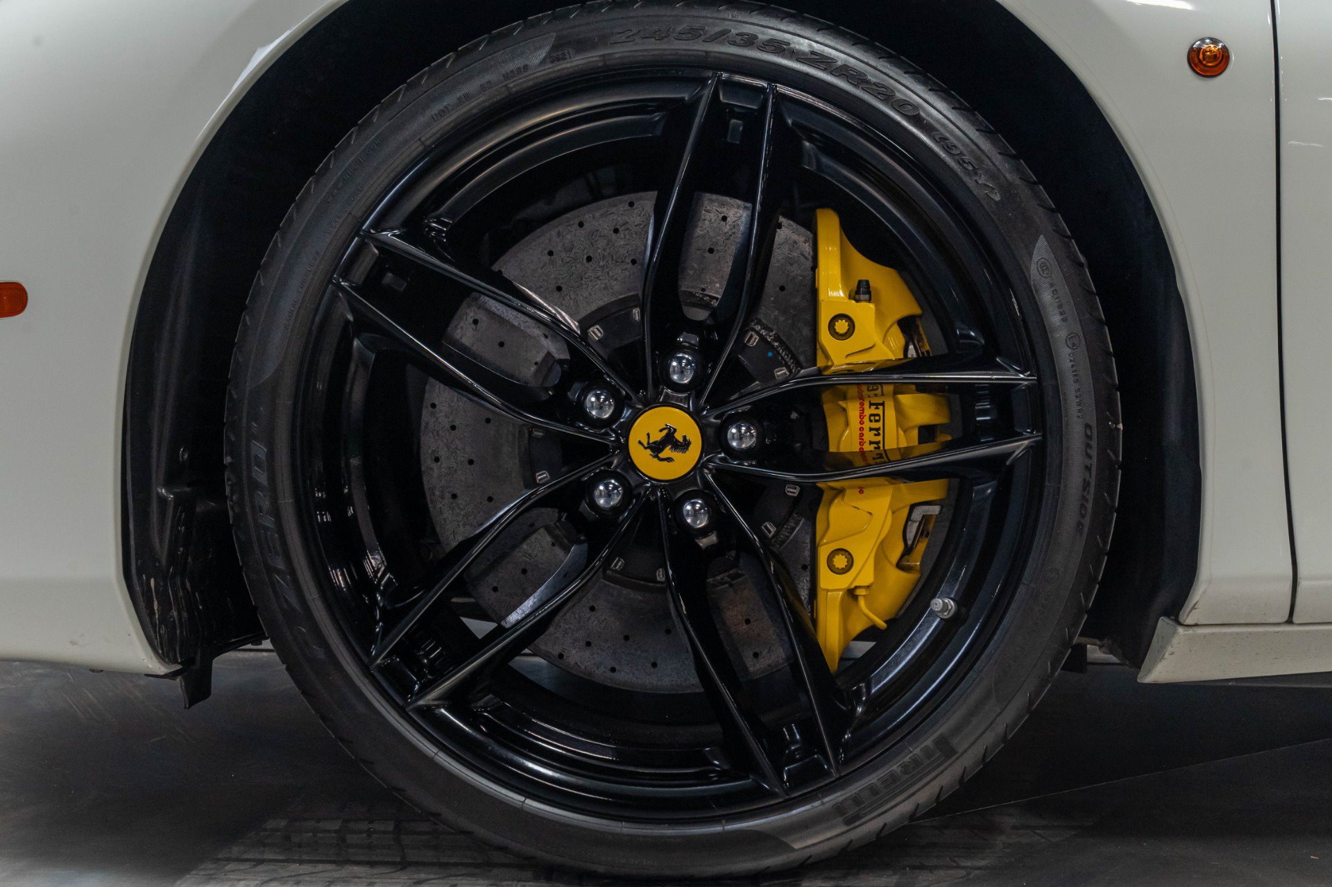 Used 2016 Ferrari 488 Spider RWD image 40