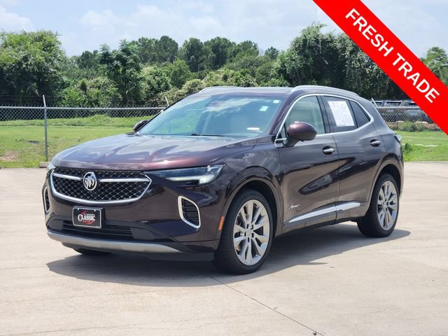 Used 2022 Buick Envision Avenir w/ Technology Package II FWD image 3