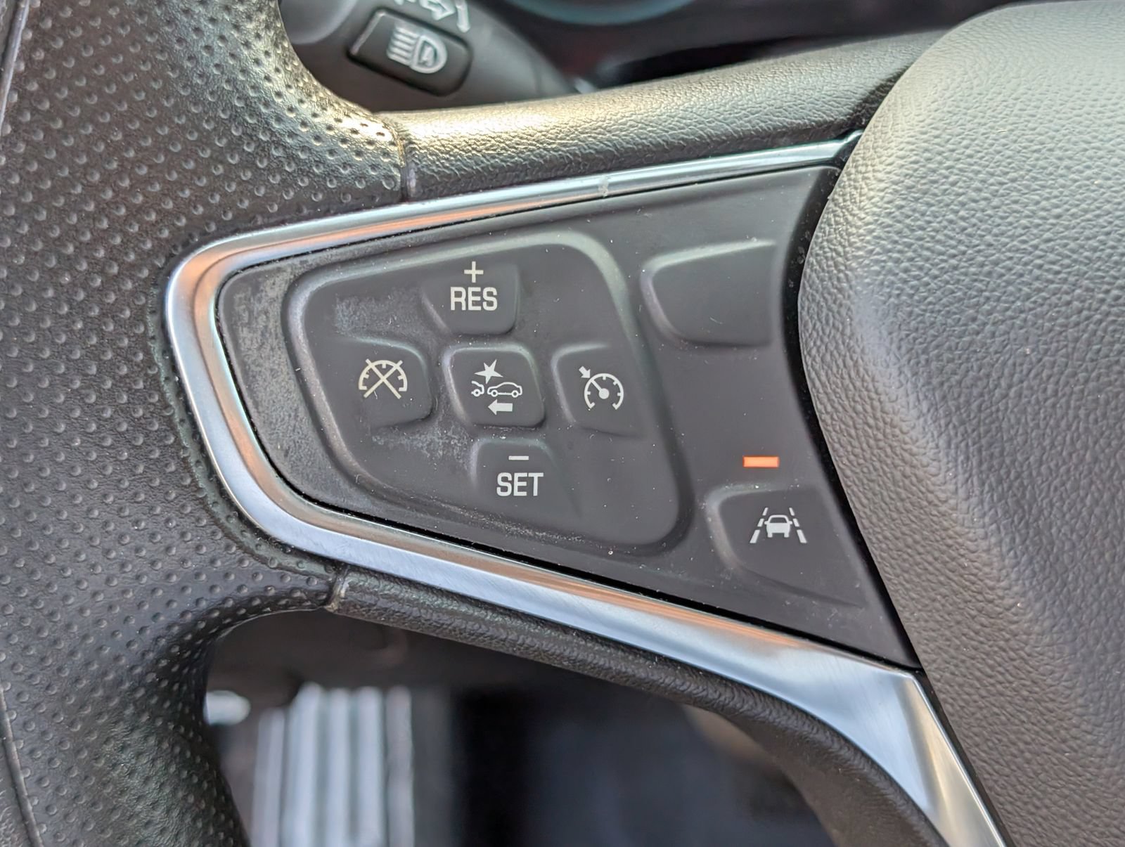 Used 2024 Chevrolet Malibu LT FWD image 22