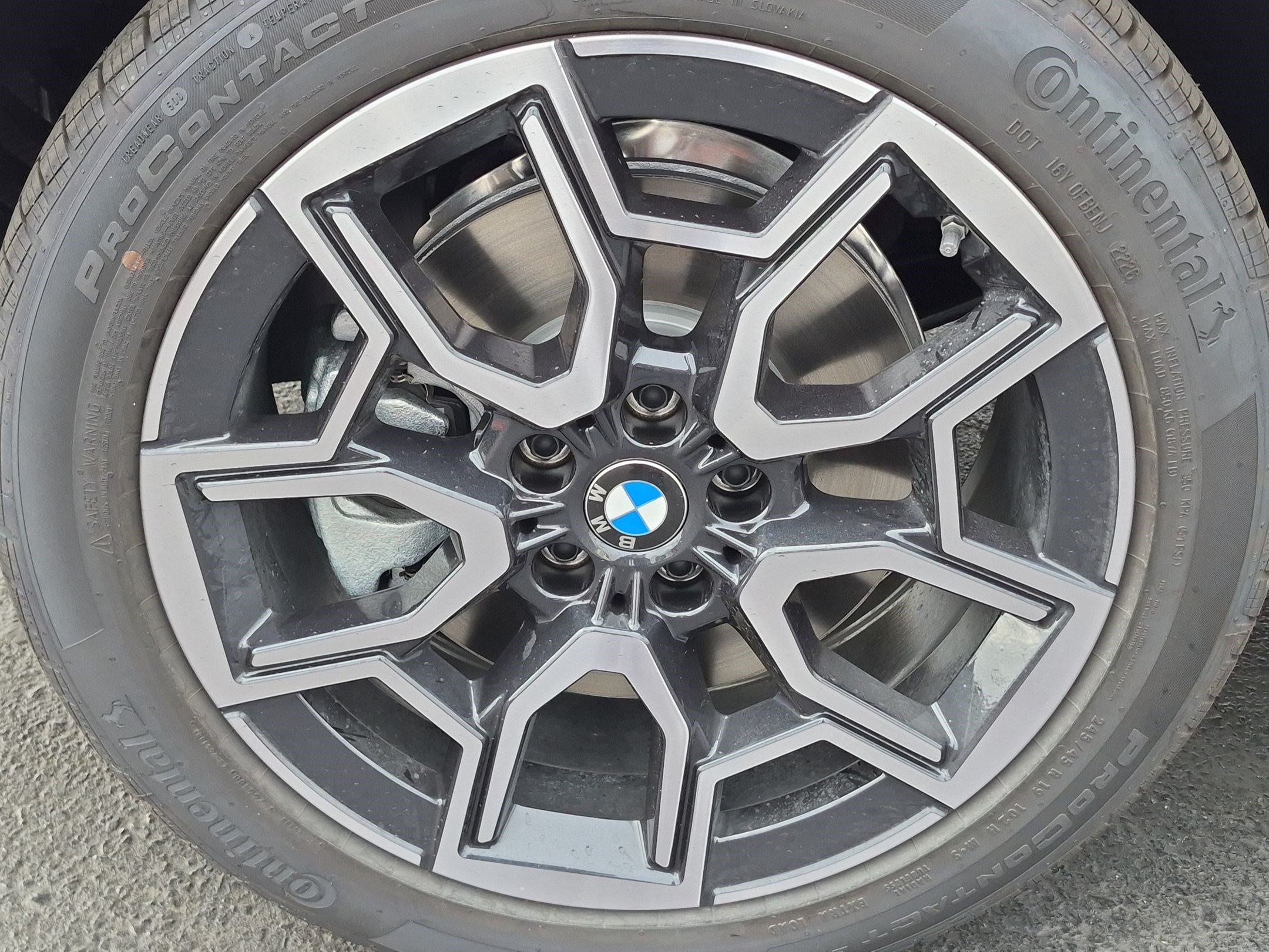 New 2027 BMW X1 xDrive28i AWD/4WD image 13
