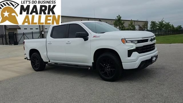 Used 2024 Chevrolet Silverado 1500 RST AWD/4WD image 2