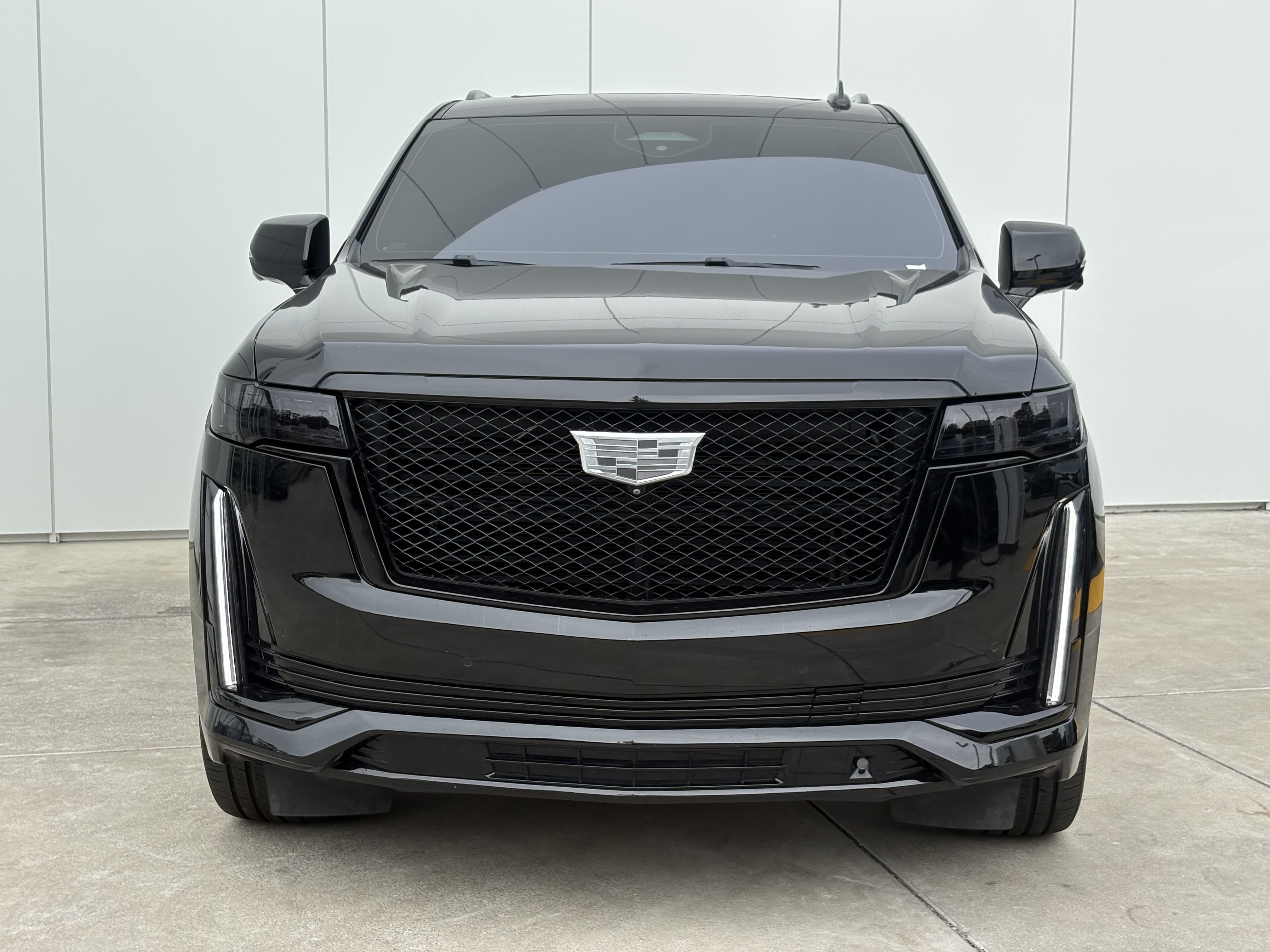 Used 2021 Cadillac Escalade Sport w/ Driver Assist Tech Package AWD/4WD image 3