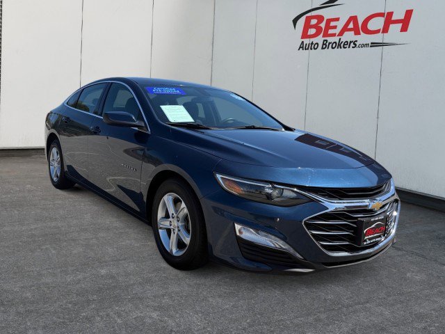 Used 2022 Chevrolet Malibu LT FWD image 3