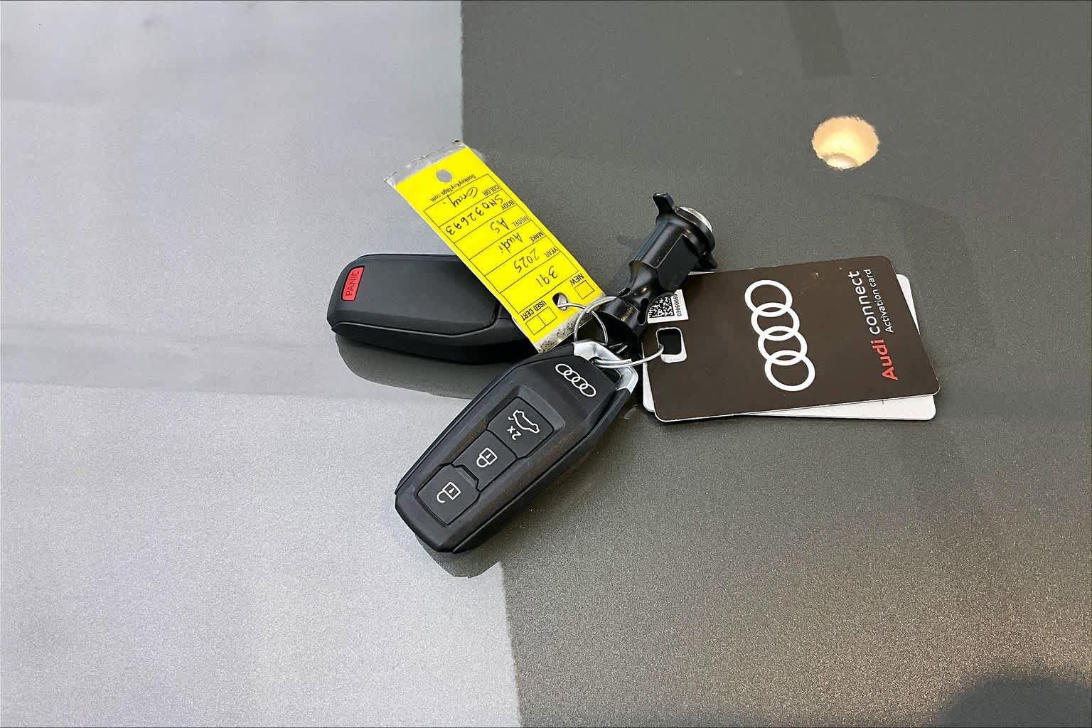 Used 2025 Audi A5 2.0T Premium Plus w/ Premium Plus AWD/4WD image 15