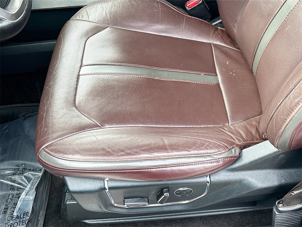 Used 2015 Ford F150 Platinum w/ Equipment Group 701A Luxury image 19