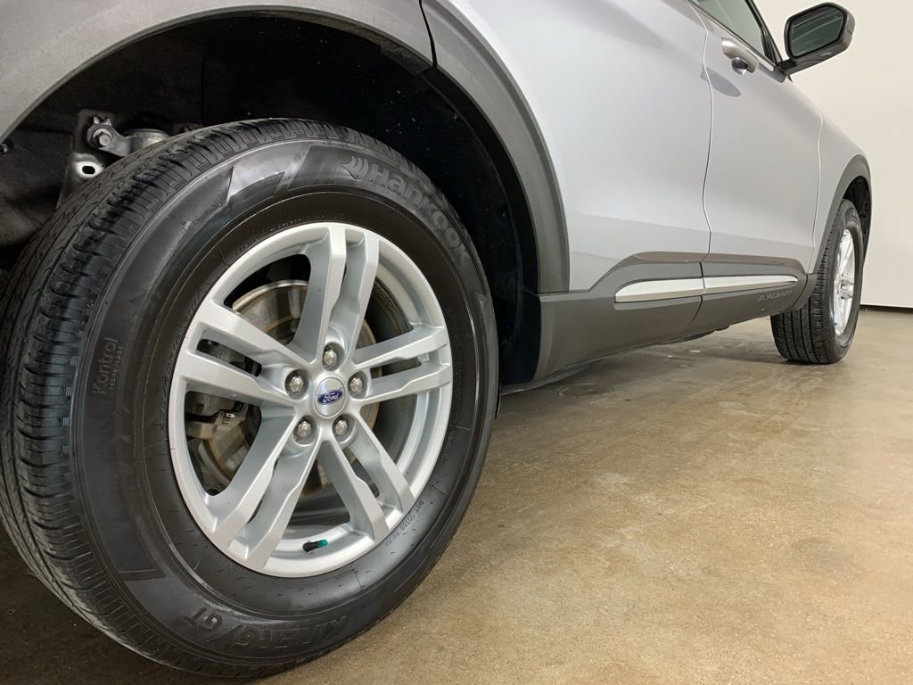 Used 2022 Ford Explorer XLT image 9