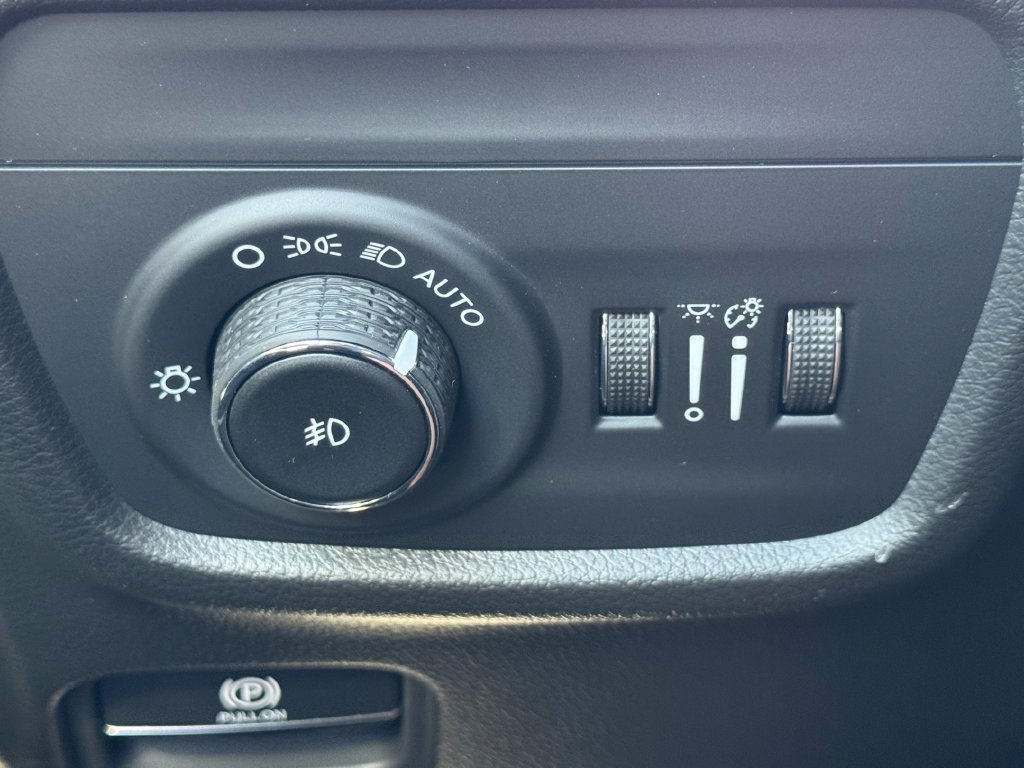 New 2027 Jeep Grand Cherokee Limited AWD/4WD image 27