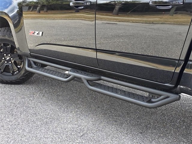 Used 2020 Chevrolet Colorado Z71 w/ Z71 Midnight Edition image 26