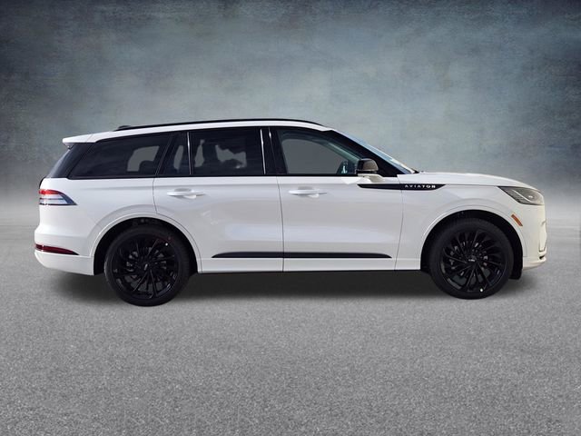 New 2026 Lincoln Aviator Reserve image 8