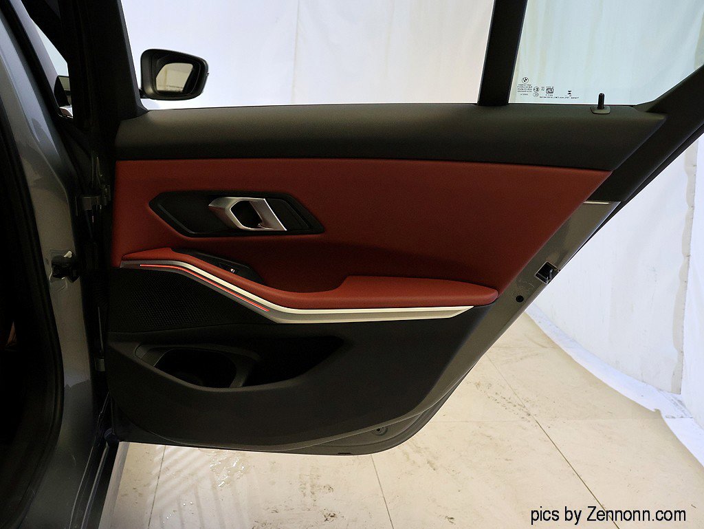 Certified 2025 BMW 330i xDrive Sedan image 32