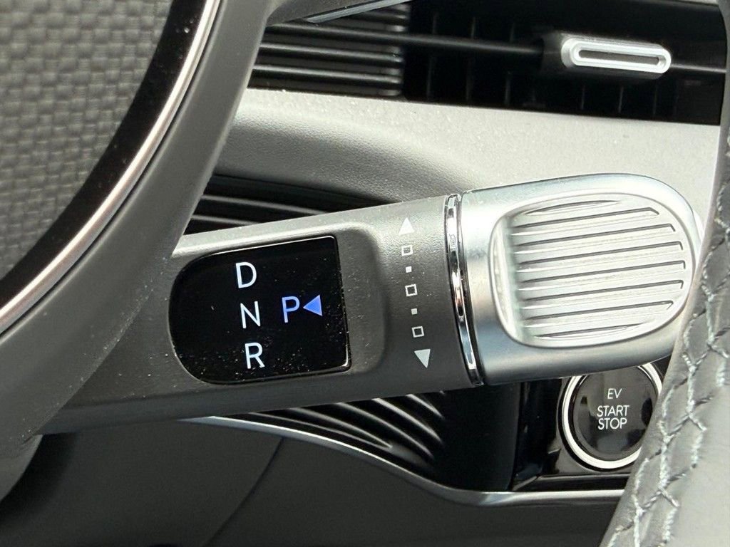 Used 2024 Hyundai Ioniq 5 Limited AWD/4WD image 19