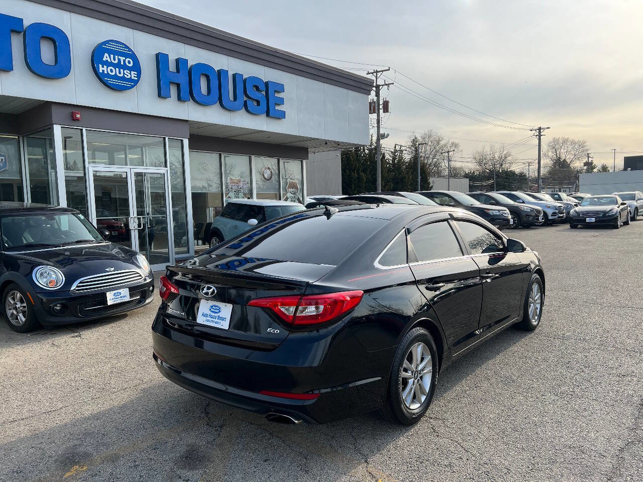 Used 2017 Hyundai Sonata ECO image 10