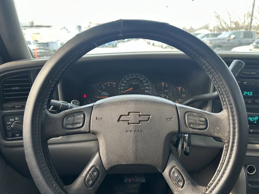 Used 2005 Chevrolet Silverado 3500 LT w/ Heavy-Duty Power Package image 15