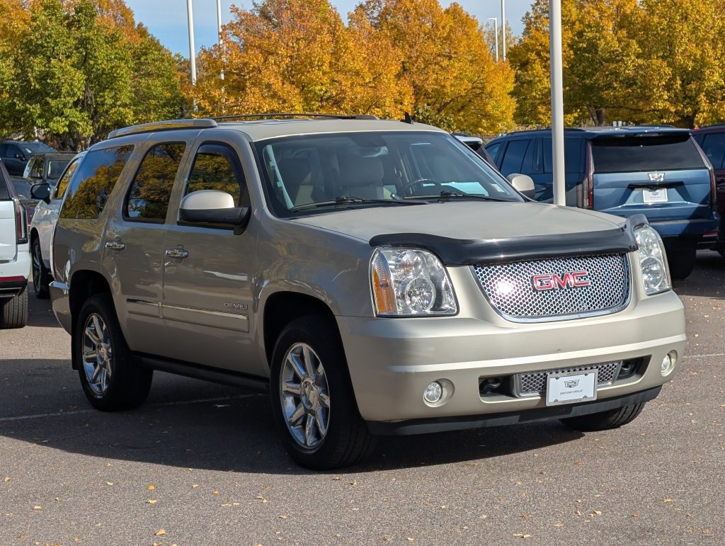 Used 2014 GMC Yukon Denali AWD/4WD image 8