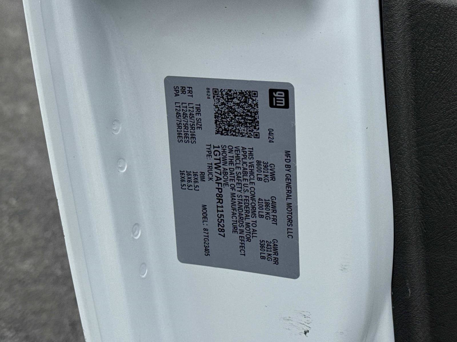 Used 2024 GMC Savana 2500 Work Van w/ Driver Convenience Package image 30