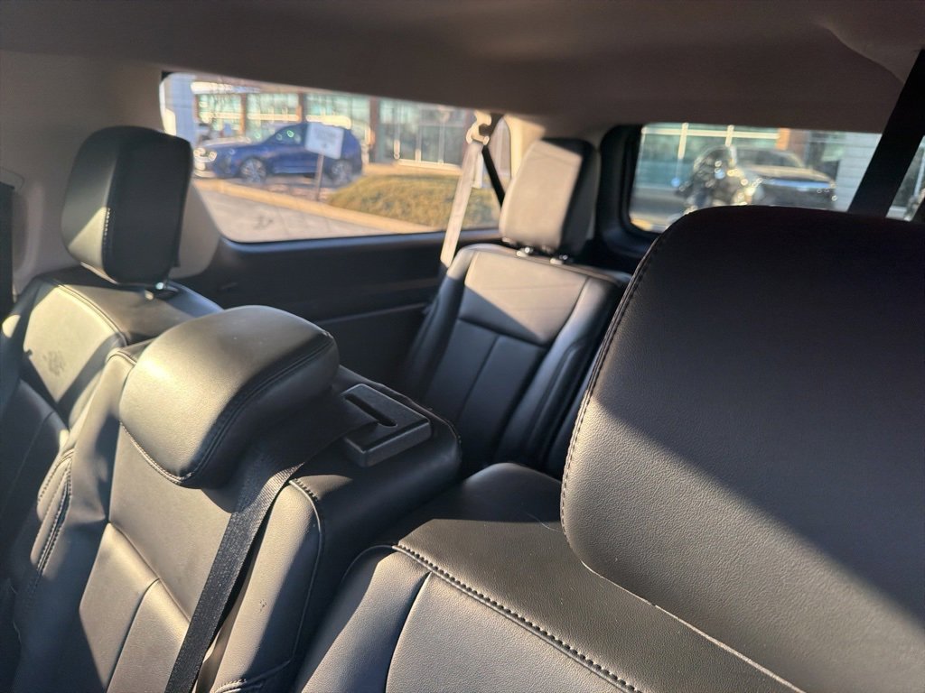 Used 2024 Ford Expedition Max XLT image 10