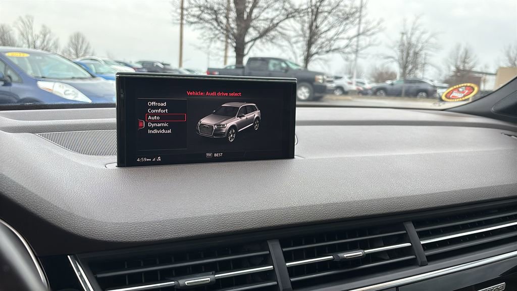 Used 2018 Audi Q7 3.0T Premium Plus w/ Premium Plus Package image 19