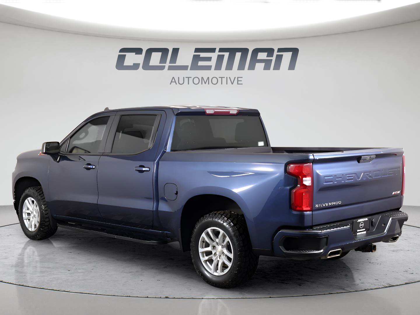 Used 2020 Chevrolet Silverado 1500 RST AWD/4WD image 4