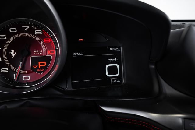 Used 2019 Ferrari GTC4Lusso AWD/4WD image 40