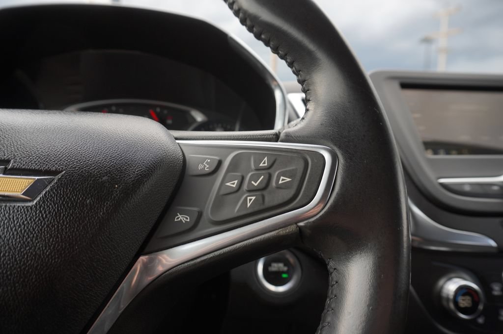 Used 2019 Chevrolet Equinox LT AWD/4WD image 20
