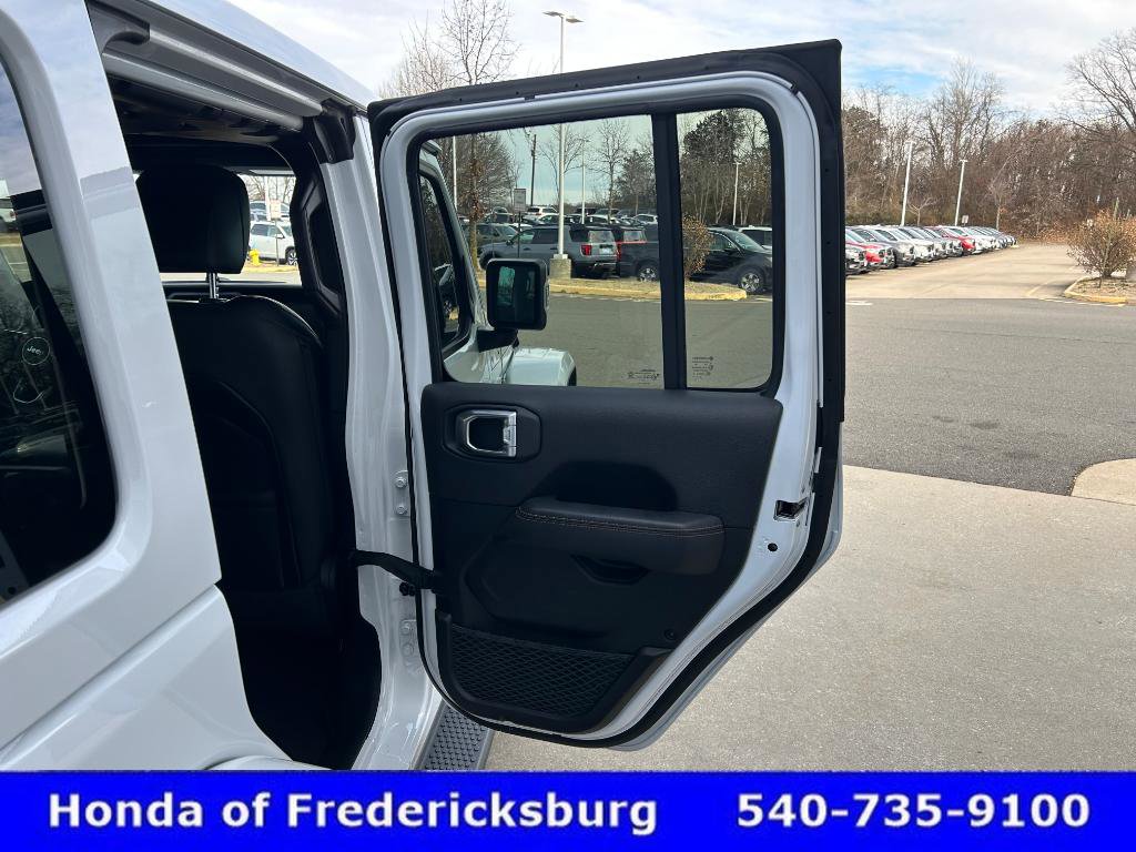 Used 2023 Jeep Wrangler High Altitude image 18