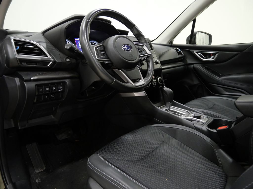 Used 2023 Subaru Forester Premium AWD/4WD image 12