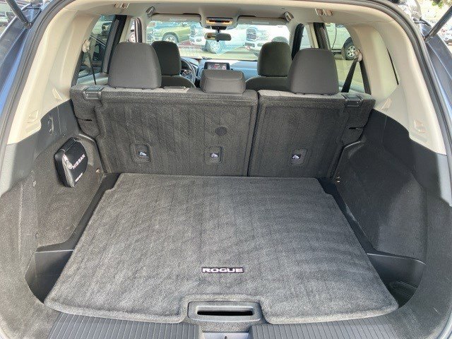 Used 2022 Nissan Rogue SV image 23