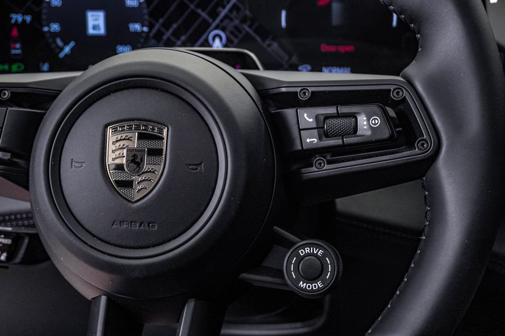 New 2026 Porsche Cayenne Turbo AWD/4WD image 21